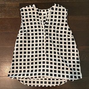 Women's XL black and white tank